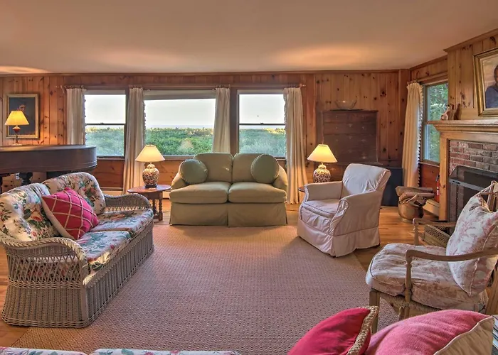Waterfront Kennebunk Retreat On Private Beach