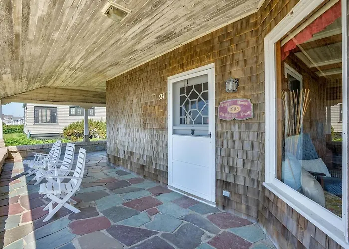 Oceanfront Retreat On Goochs Beach 7 Bedrooms